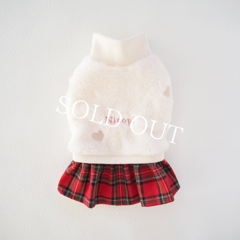 画像1: ハート刺繍：選べるチェックのファーワンピース：エクリュホワイト【名入れ無料】 (1)