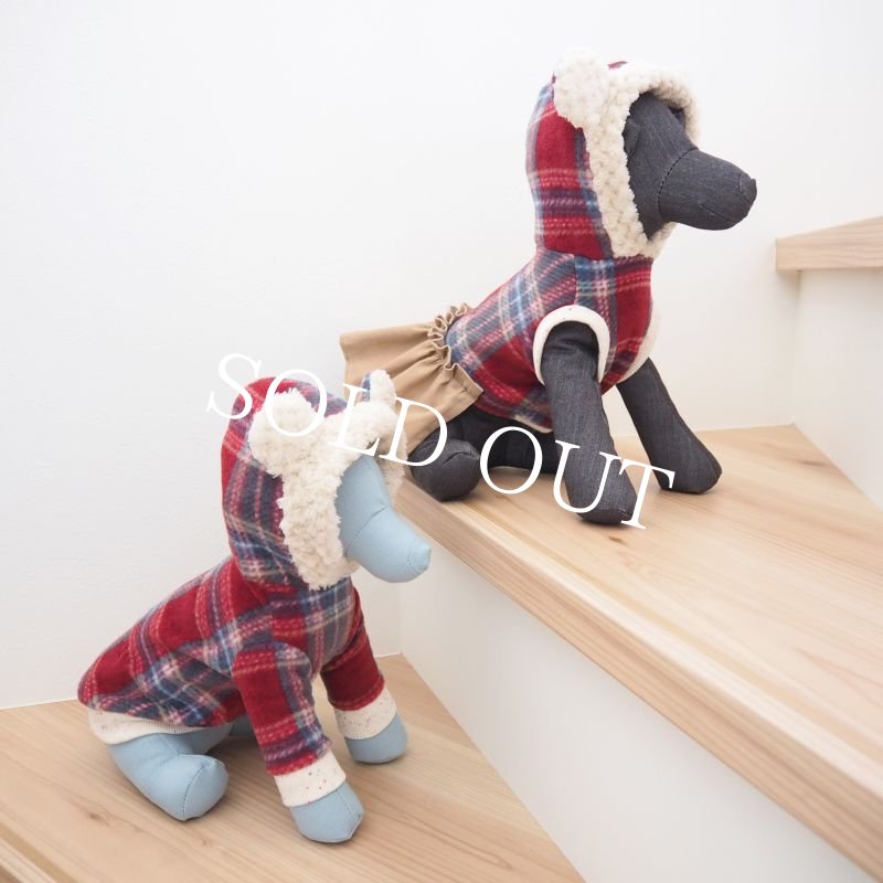 画像13: チェックのくまうさフーディー：Red【名入れ無料】半袖/袖無しへの変更可◎ (13)